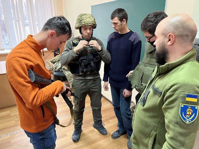 4